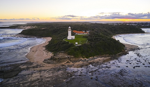 Sun setting over Norah Head Lighthouse, Norah Head. Sun setting over Norah Head Lighthouse, Norah Head.