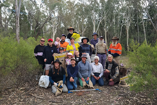 Central West residents after accredited training group photo in bush