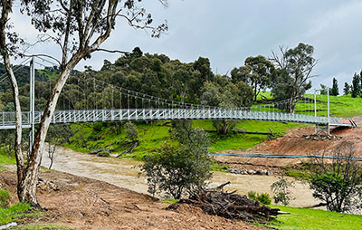 New bridge over Hume and Hovell track