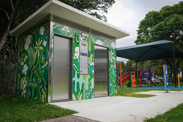 The new toilets, playground and water fountain in Martin Reserve