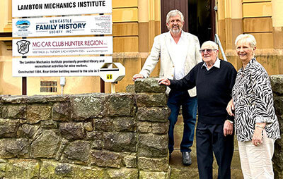 3 Crown Land members Dr Ron Robinson, Kevin Goodwin and Pamela Ellen in front of Lambton Mechanics Institute