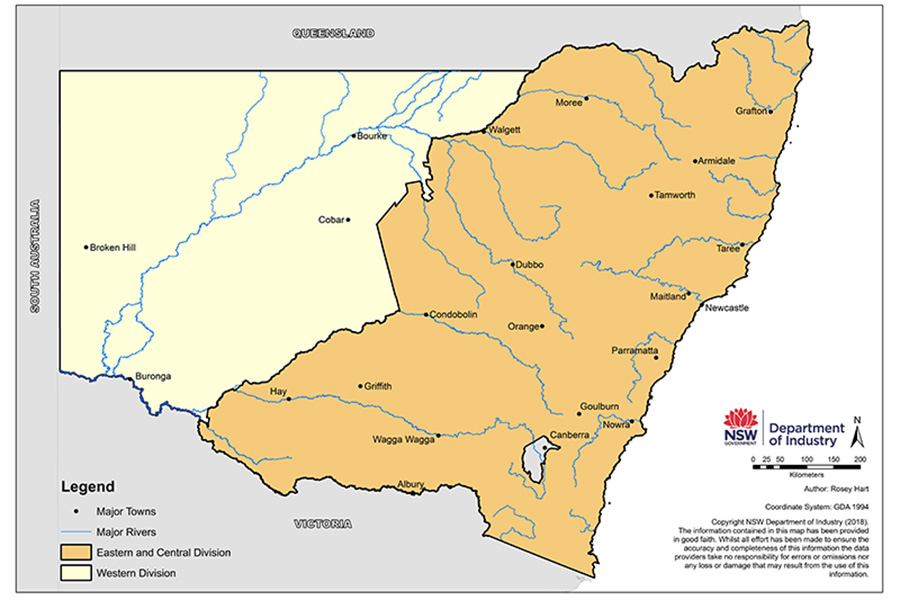 Map of NSW showing major towns, major rivers, the Eastern and Central Division and the Western Division.