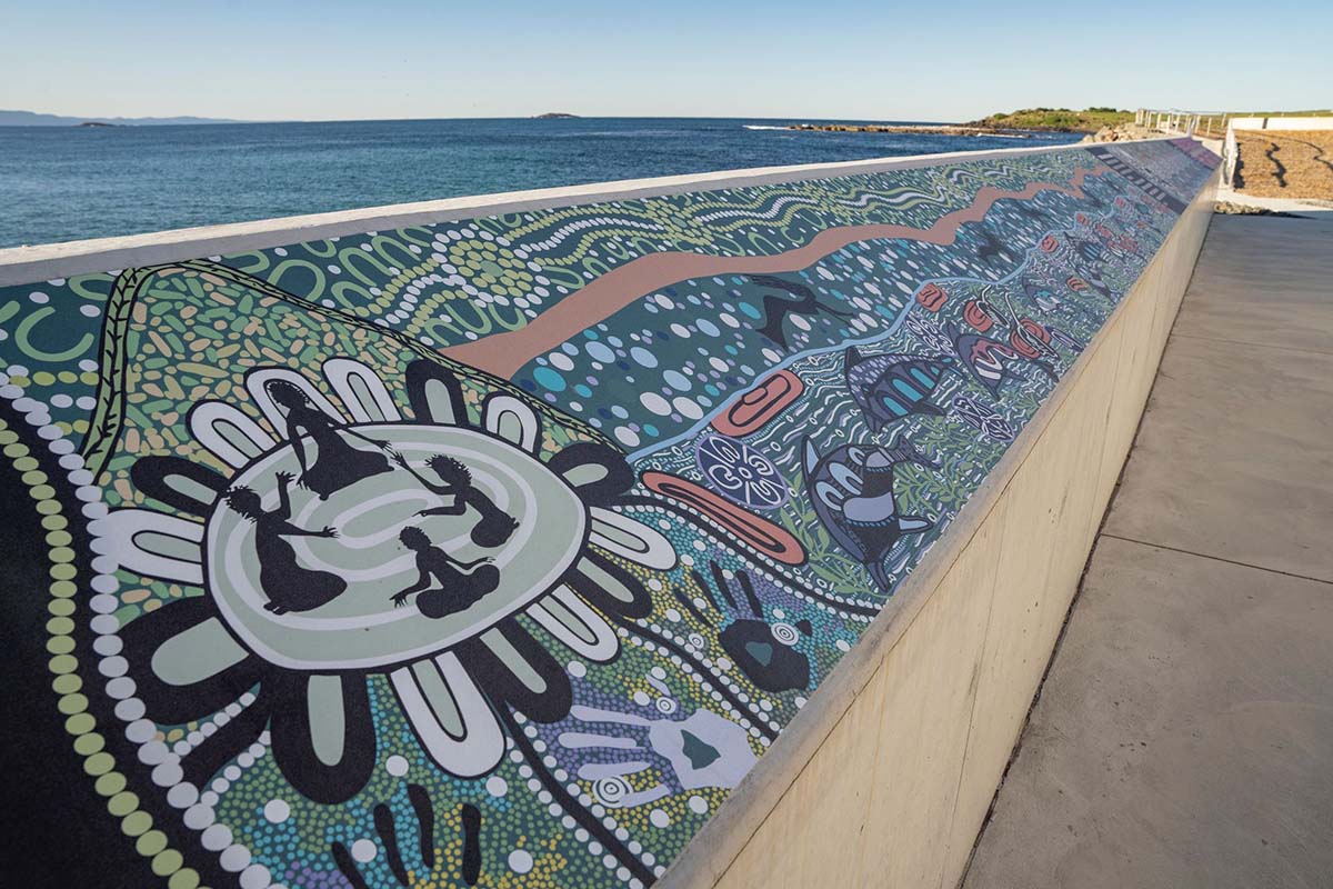 Indigenous art on the Port Kembla Sea Wall, Wollongong NSW. Credit: NSW Department of Planning, Housing and Infrastructure / Dee Kramer