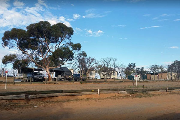 Menindee Lakes Caravan Park Menindee Lakes Caravan Park