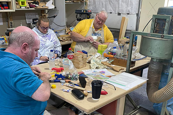 Tamworth Men's Shed members at work on projects