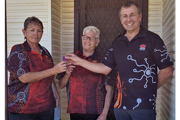 Cobar Local Aboriginal Land Council Chair Janelle McDonnell and Board member Brenda Harvey with Crown Lands Aboriginal Land Claim Assessment Team Manager Shane Smith.