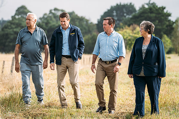 L - R Aboriginal Land Council Chair Danny Chapman, Minister for Lands and Water Kevin Anderson, Deputy Premier Paul Toole and Merrimans LALC CEO Dianne McVeity Land Council Chair Danny Chapman