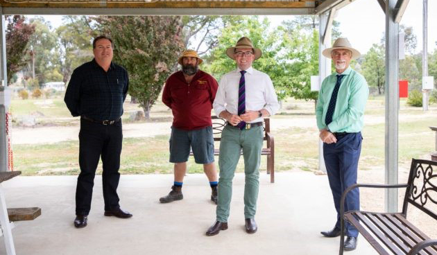 (L to R): NSW Crown Lands Group Leader Rodney O’Brien, Caravan Park Caretaker Craig Bright, Northern Tablelands MP Adam Marshall and Inverell Shire Mayor Paul Harmon. (L to R): NSW Crown Lands Group Leader Rodney O’Brien, Caravan Park Caretaker Craig Bright, Northern Tablelands MP Adam Marshall and Inverell Shire Mayor Paul Harmon.